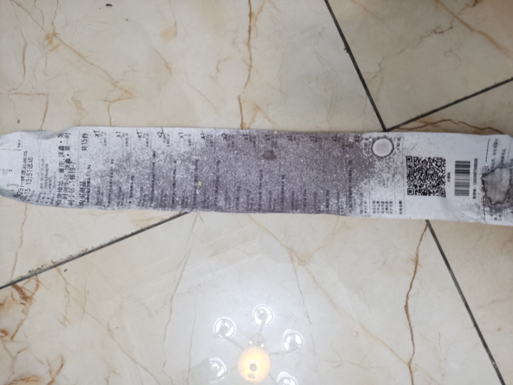 热敏纸碰到酒精为什么会变黑？