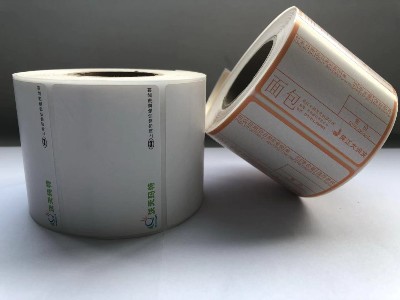 不干胶标签这样使用光油，效果超乎你想象。